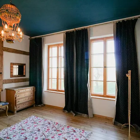 Holiday home Characterful Flat On Ruegen *